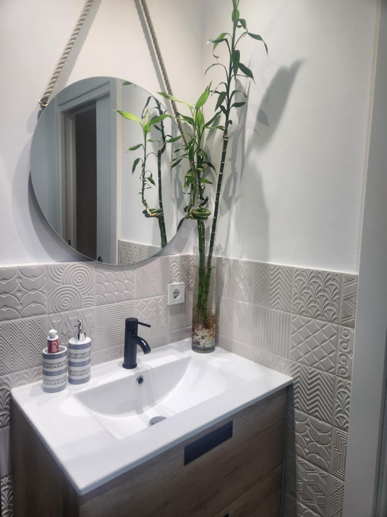 Estudio Con Terraza Badalona Hotell Exteriör bild